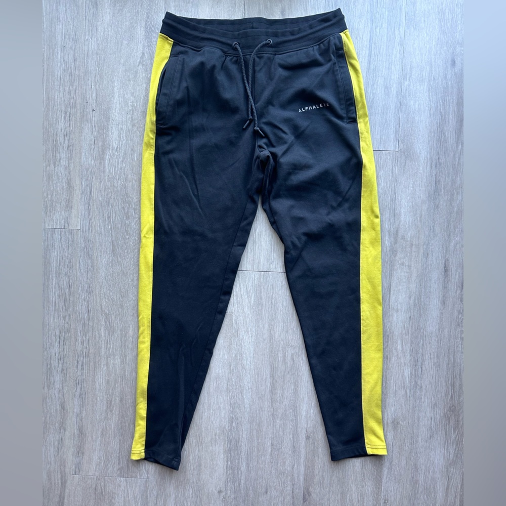Men’s Alphalete Joggers